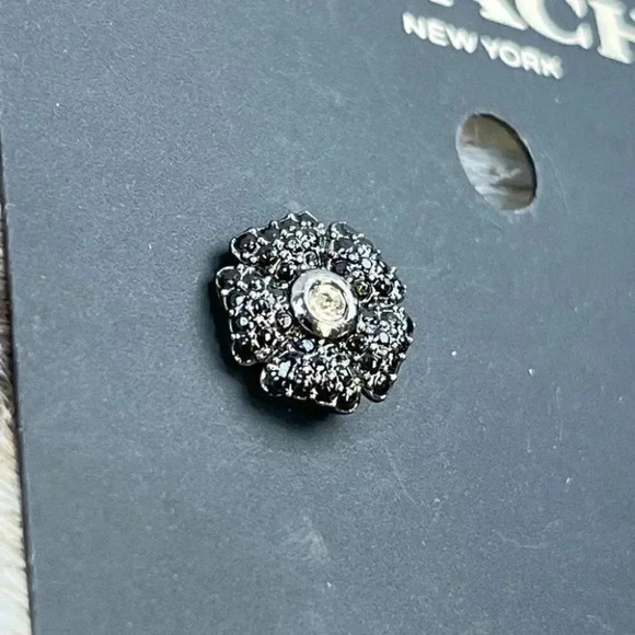 Coach Sparkling Daisy Stud Earrings CD859 ABJ - Picture 3 of 7
